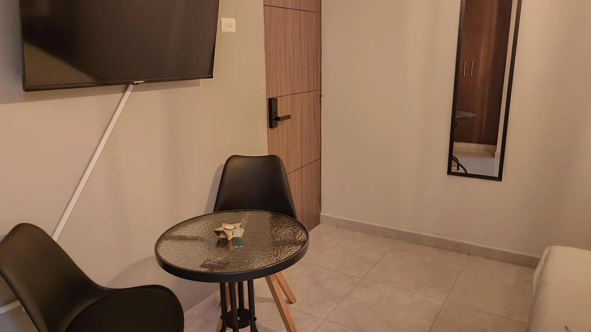 Hotel Ac - House Laureles - Self Cheking Medellín 0*,