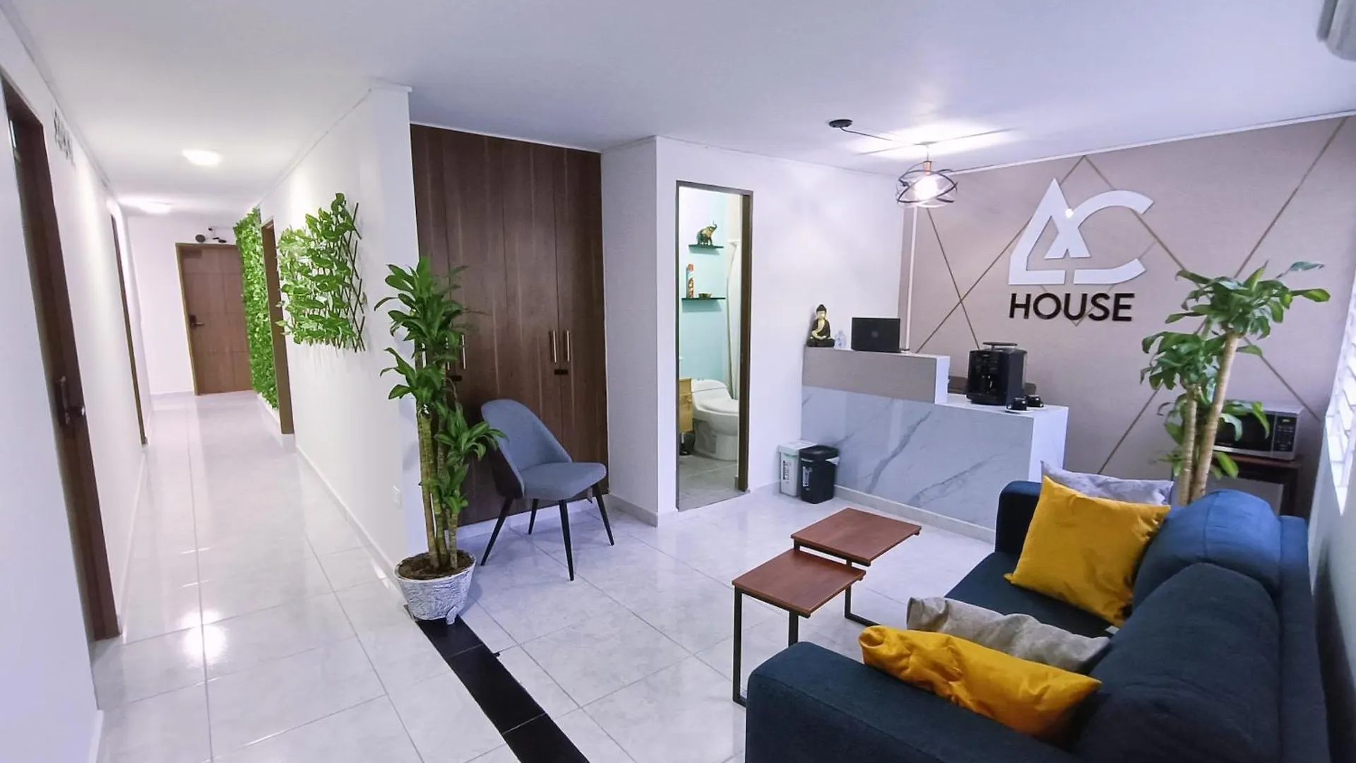 Hotel Ac - House Laureles - Self Cheking Medellín Pensión